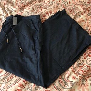 Super cute wide leg pants